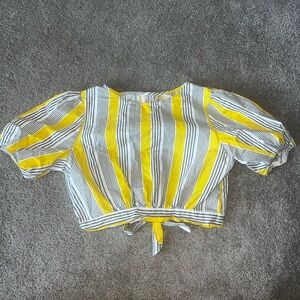 Striped blouse with puffed sleeves